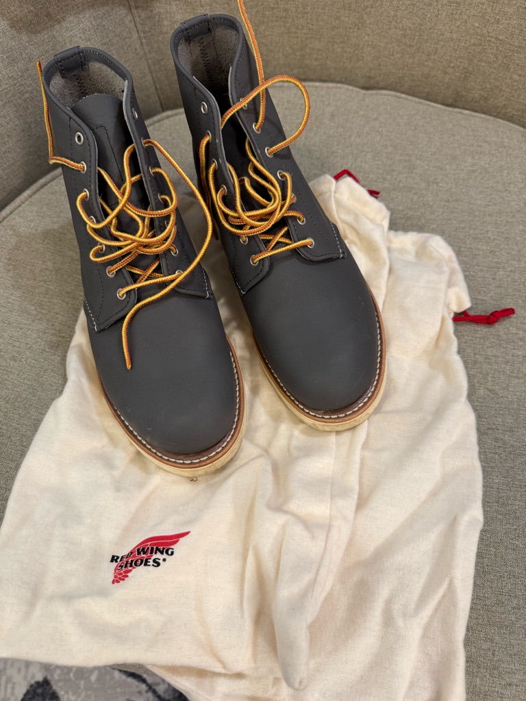 Red Wing Shoes Black Lace-Up Leather Work Boots With Tan Laces